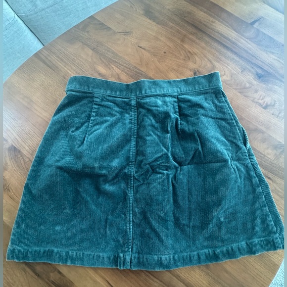 Skirt - Picture 3 of 3
